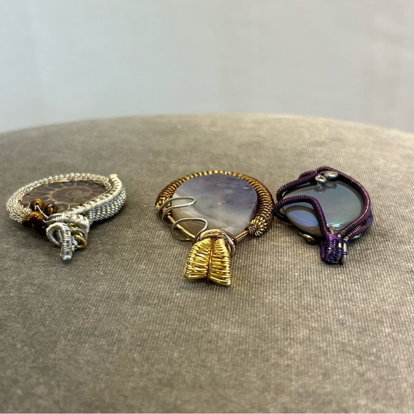 handmade wire-wrapped gemstone pendants blue agate purple agate ammonite fossil - Picture 6 of 8